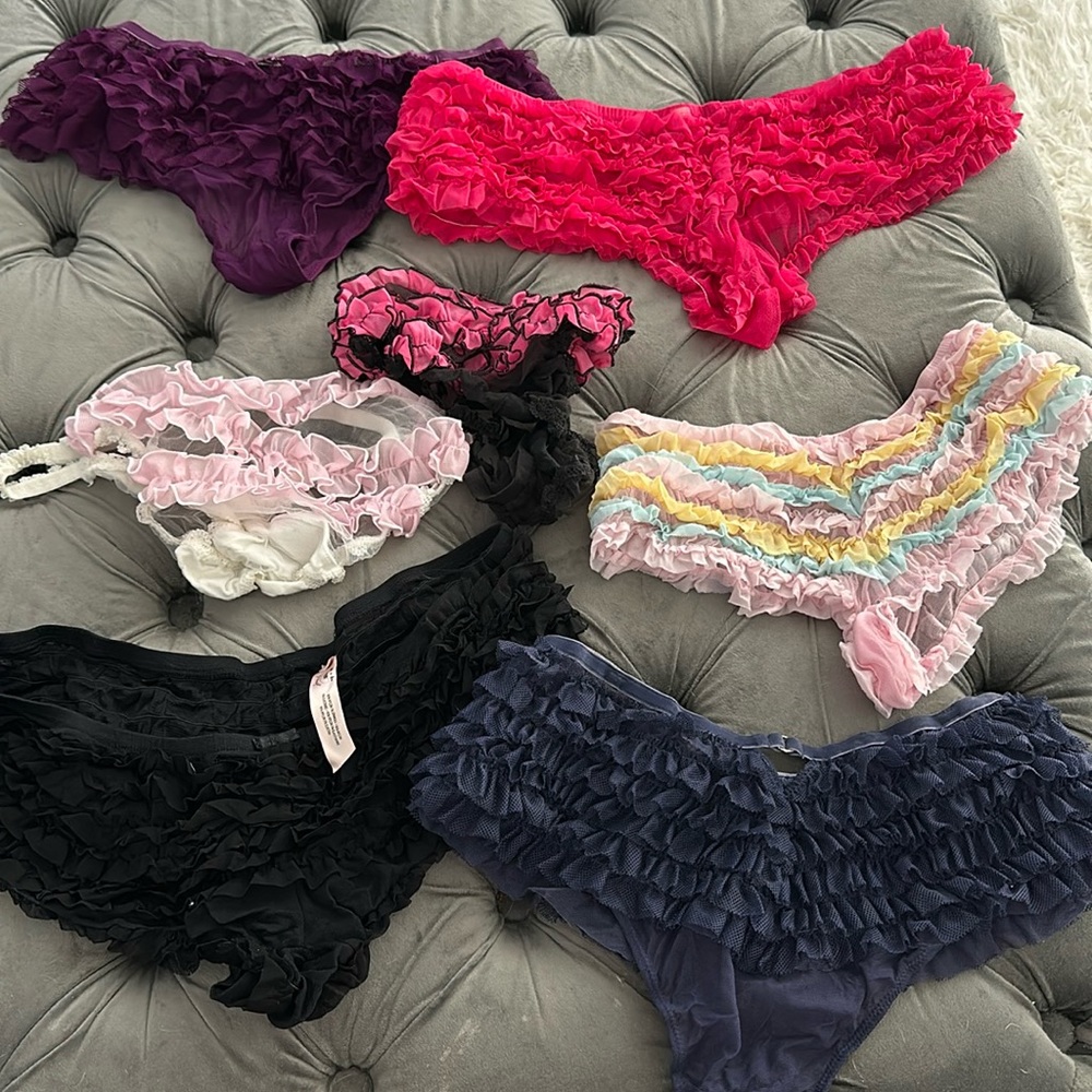 COPY - Ruffled panties x7 L/XL